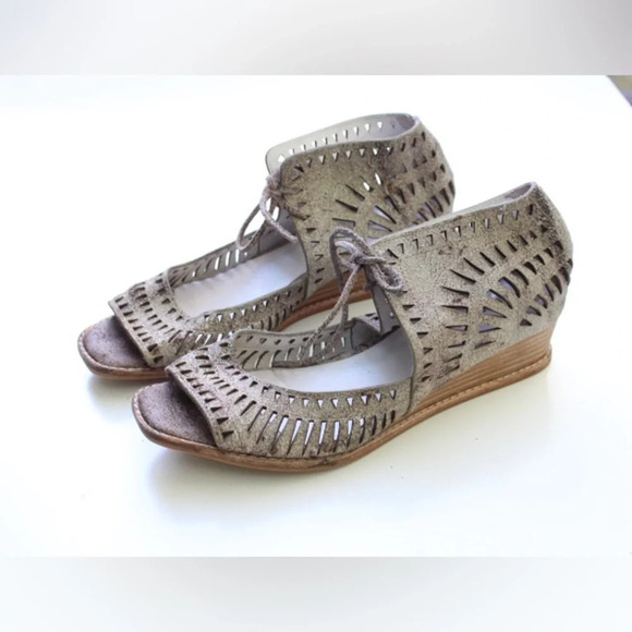 Jeffrey Campbell Rodillo wedge sandals - Picture 11 of 11